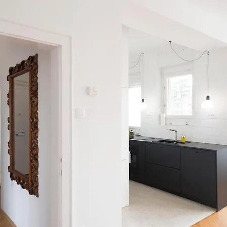 Levstikova Two-bedroom * Ljubljana