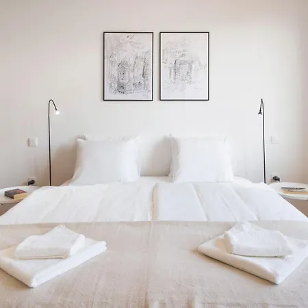 Levstikova Two-bedroom Apartment