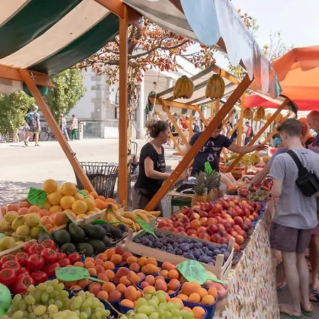 公寓 Levstikova Two-bedroom